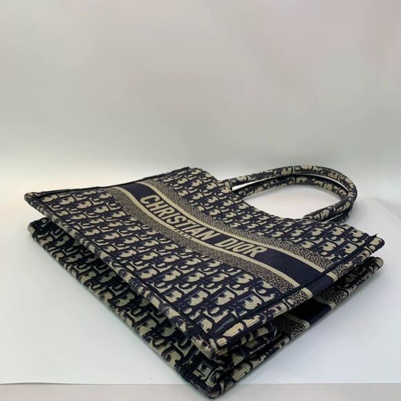 Dior Women Pre-Loved Bag Brand New Condition - Picture 6 of 9